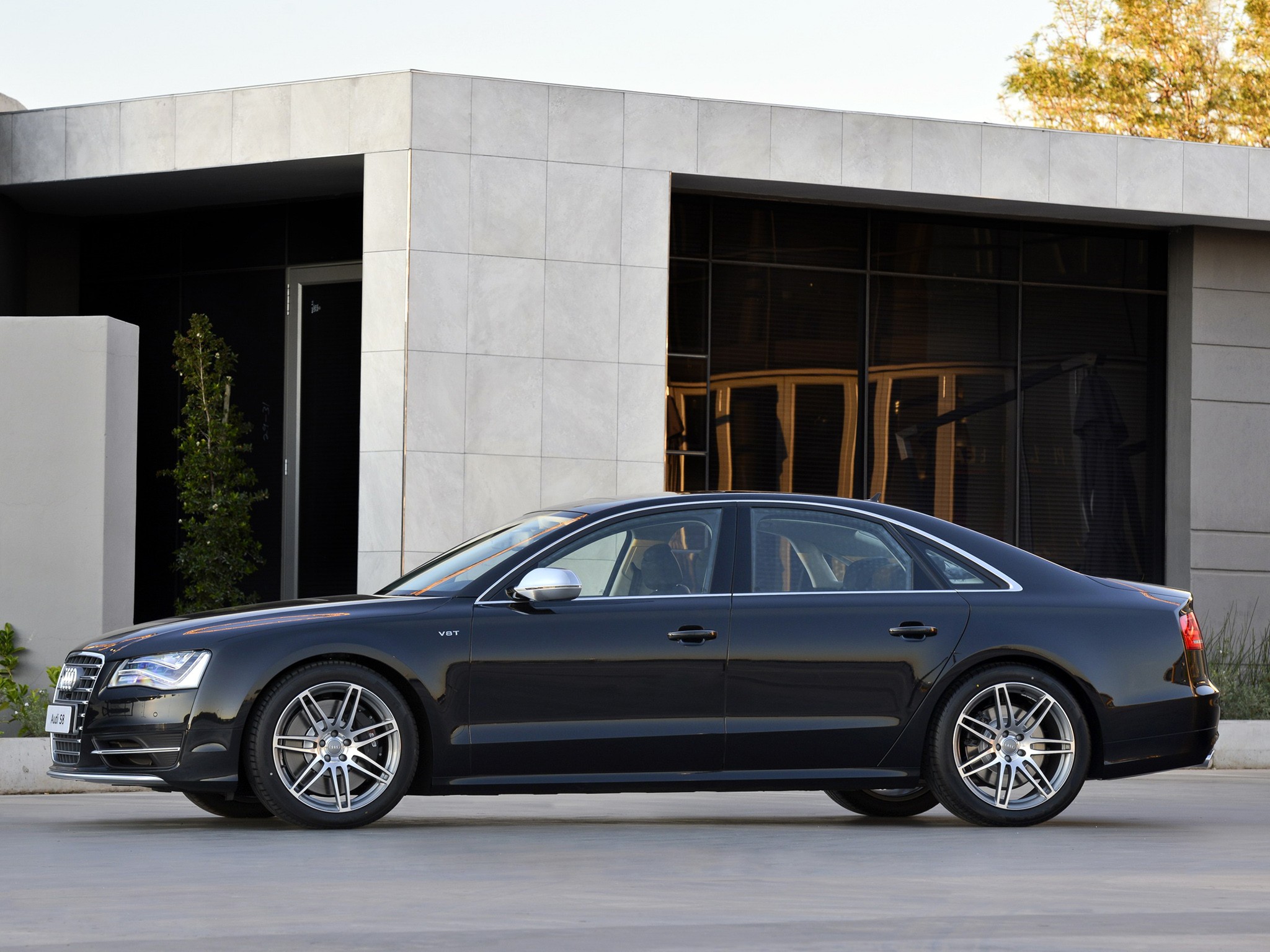Audi S8 photo 51