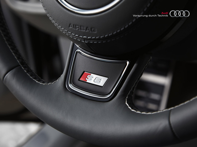 Audi S8 photo 52