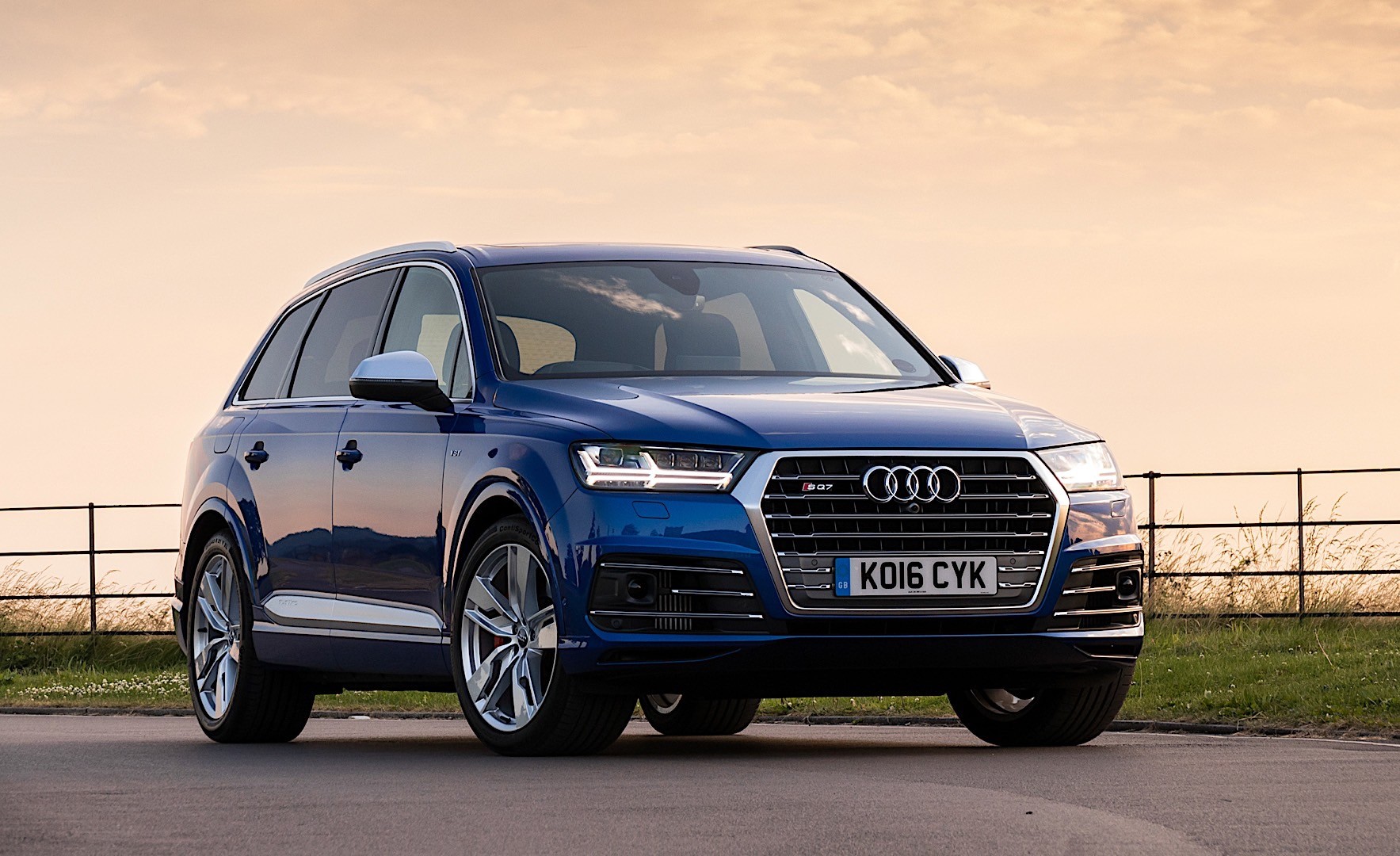 Audi Sq7 photo 20