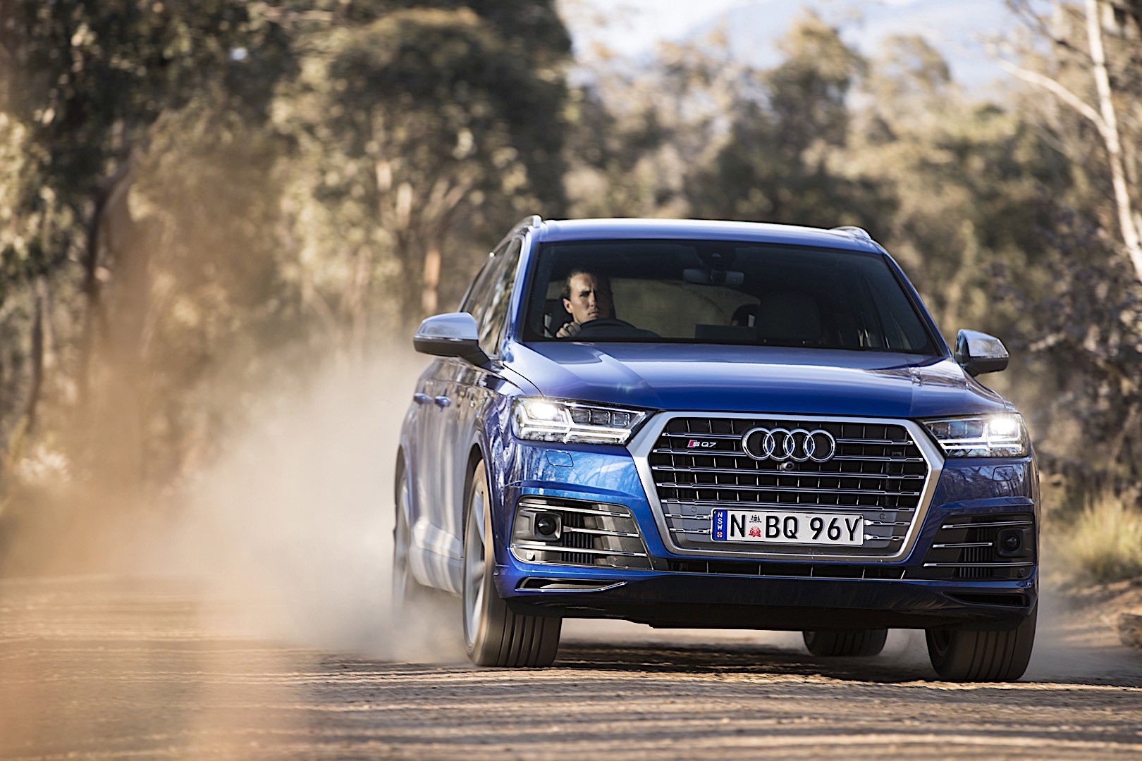 Audi Sq7 photo 24
