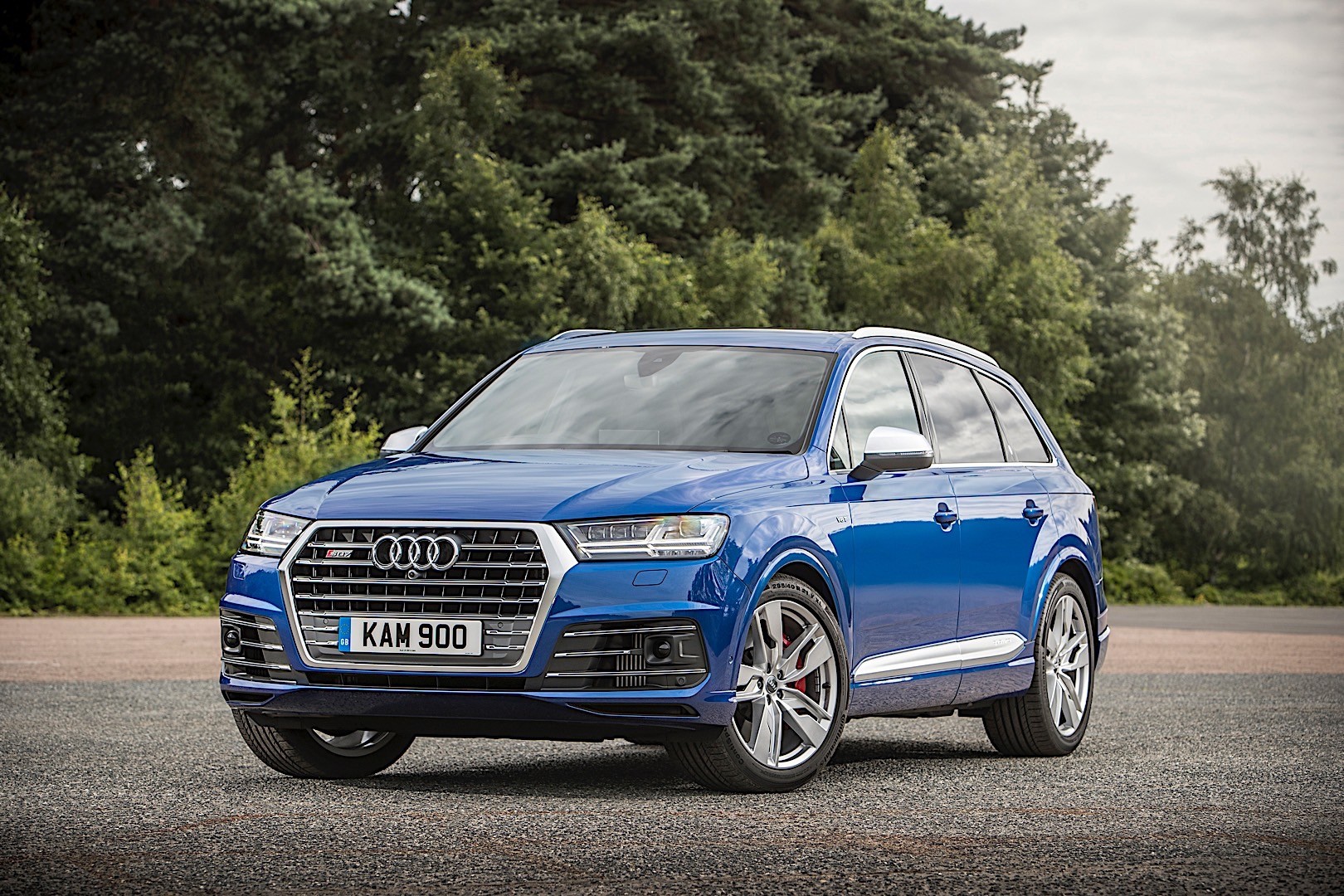 Audi Sq7 photo 31
