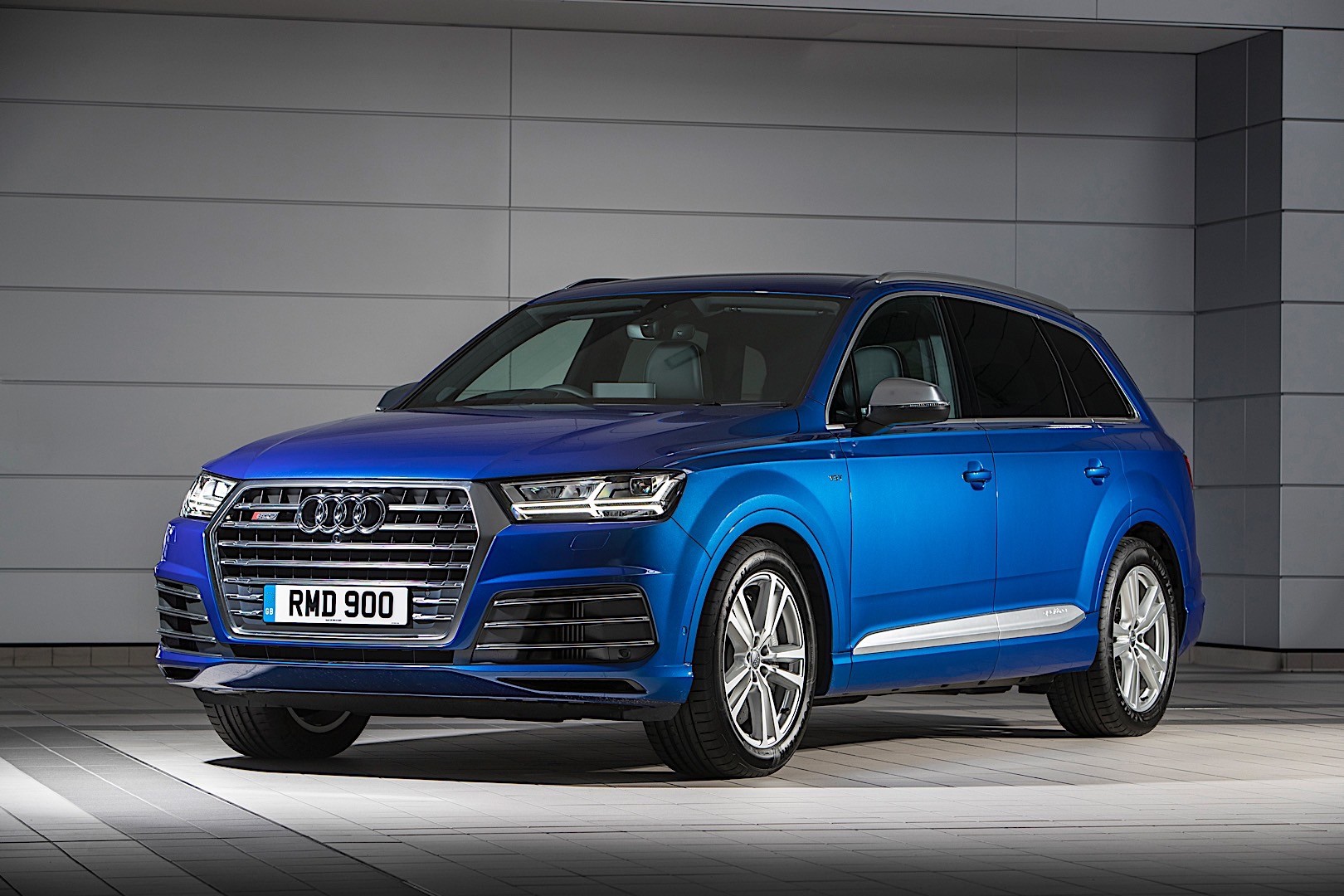Audi Sq7 photo 33