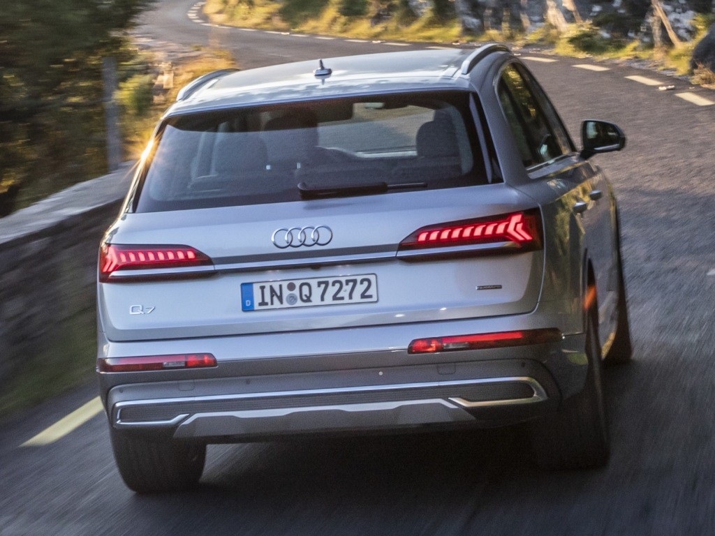 Audi Sq7 photo 21