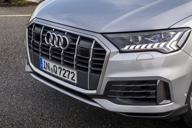 Audi Sq7 photo 24