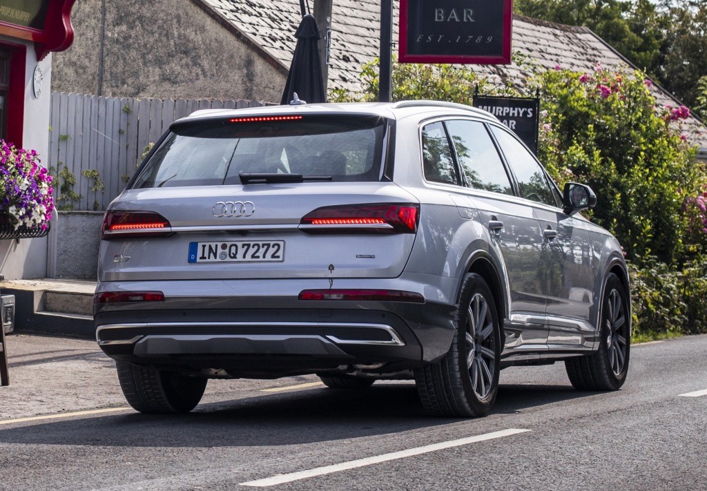 Audi Sq7 photo 44