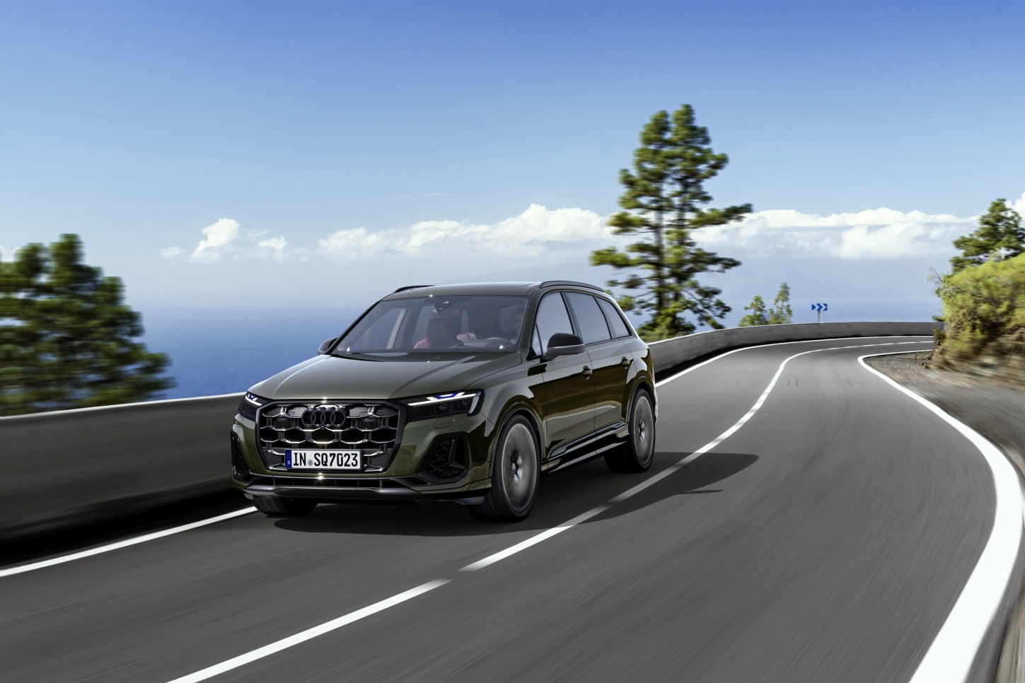 Audi Sq7 photo 18