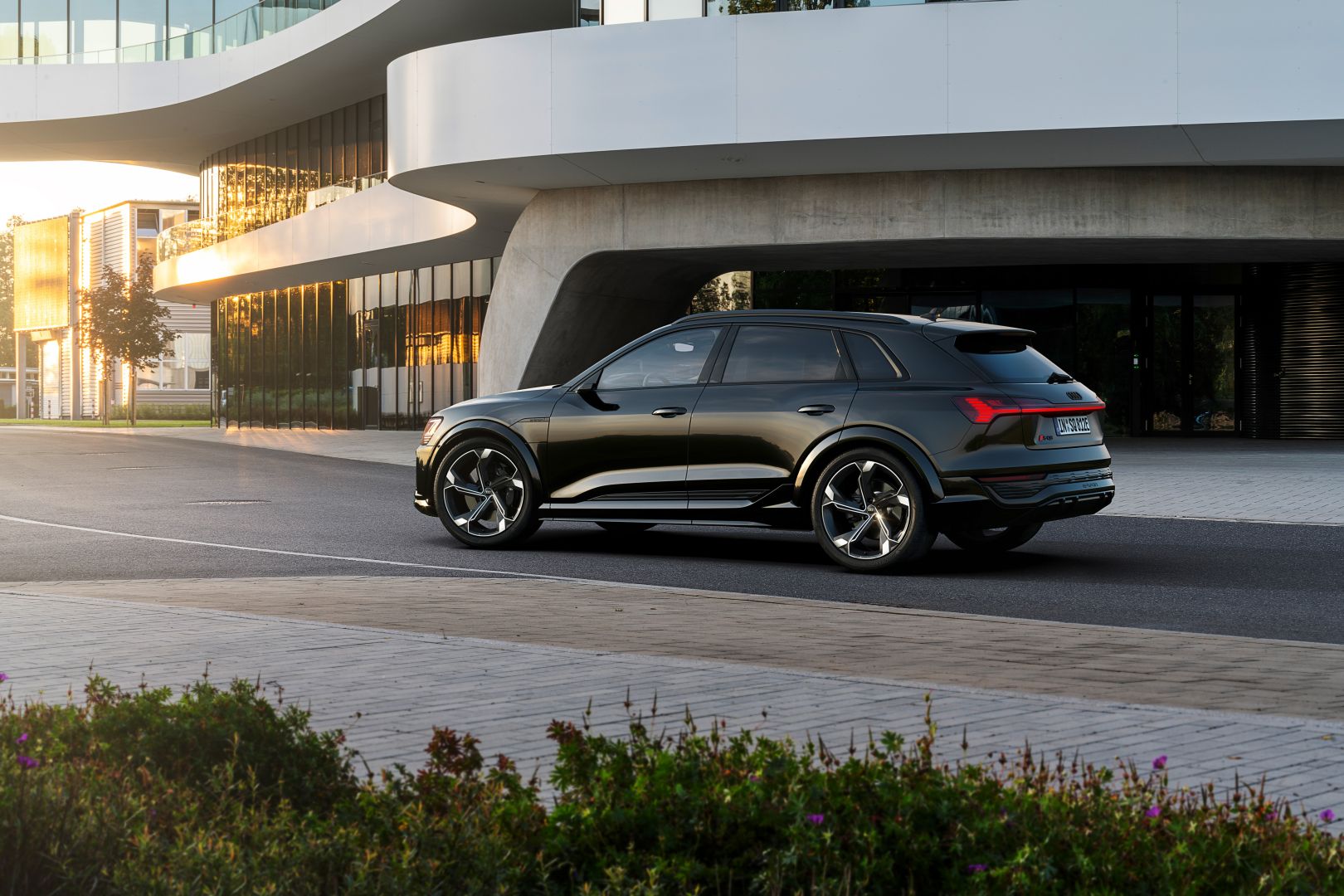 Audi Sq8 E-Tron photo 15