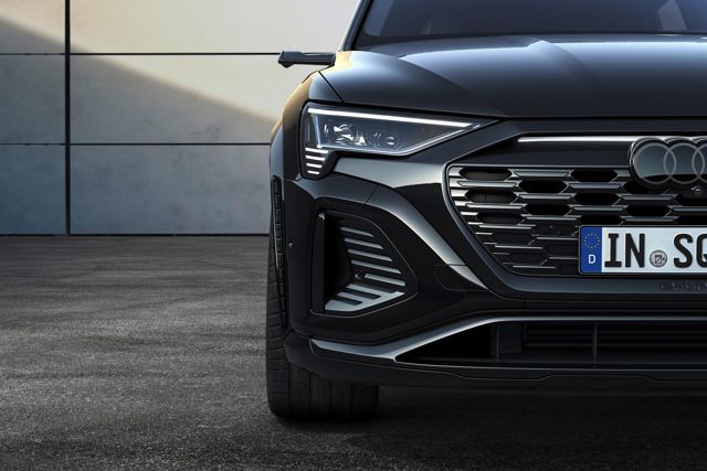 Audi Sq8 E-Tron photo 17