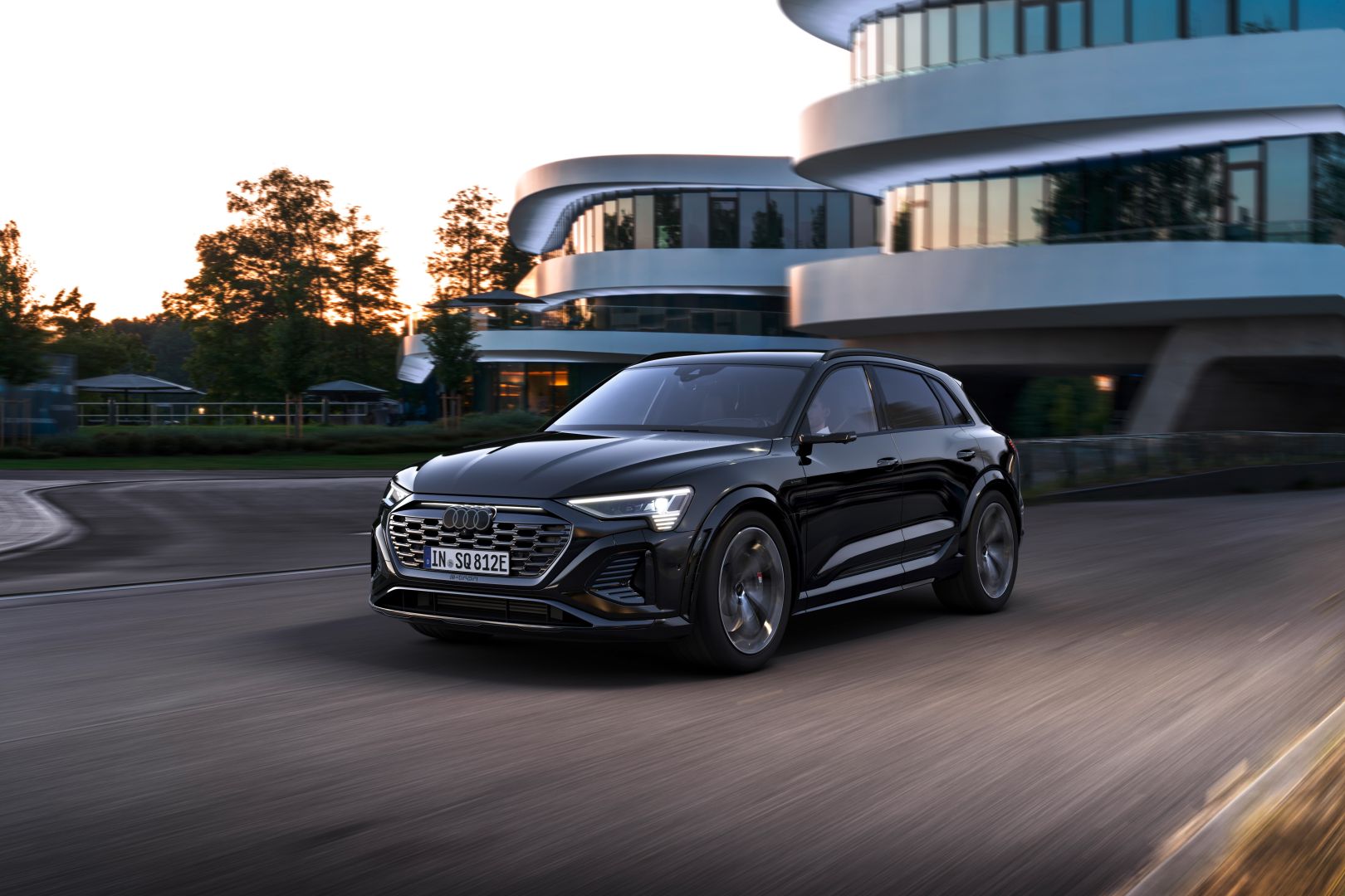 Audi Sq8 E-Tron photo 25