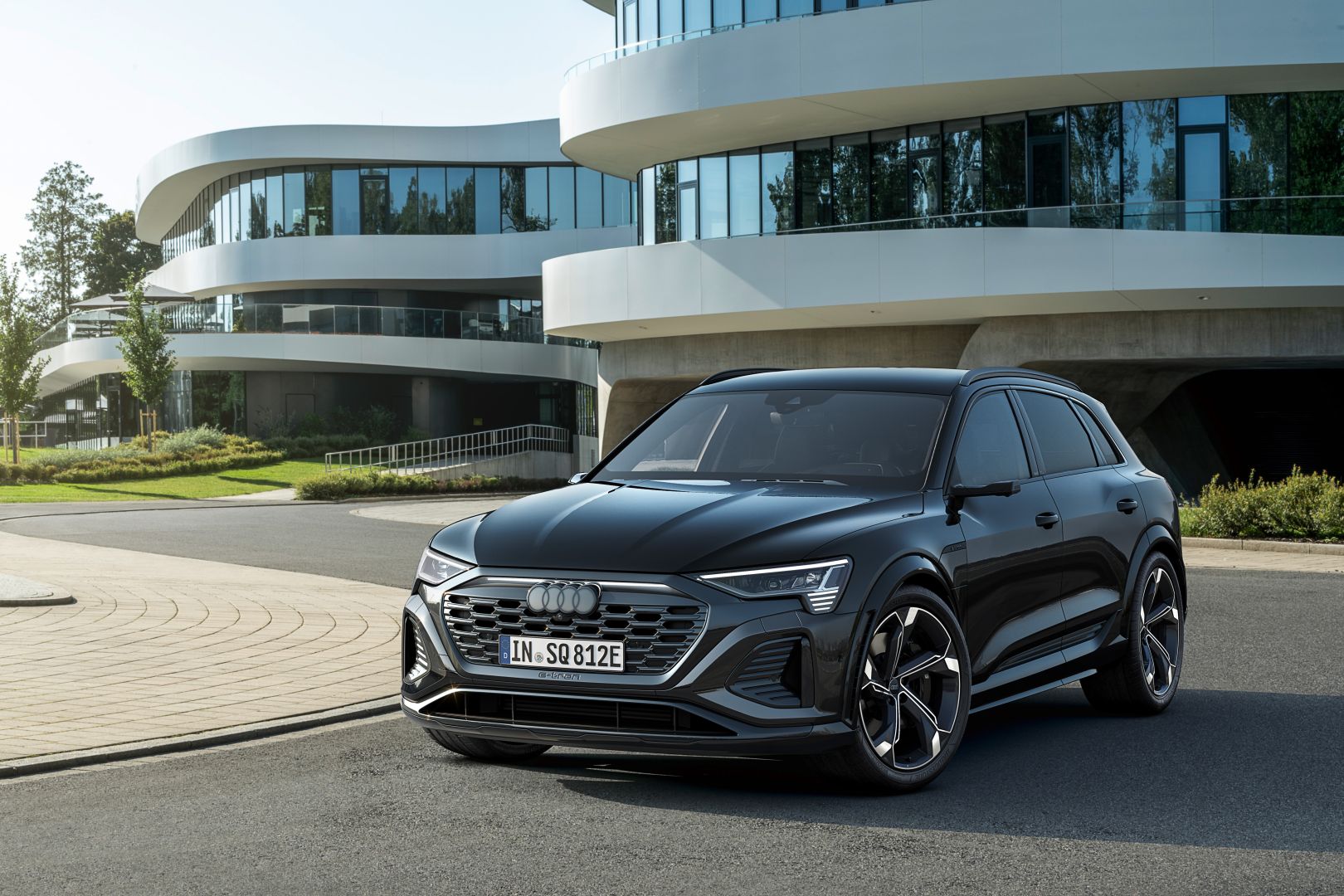 Audi Sq8 E-Tron photo 8
