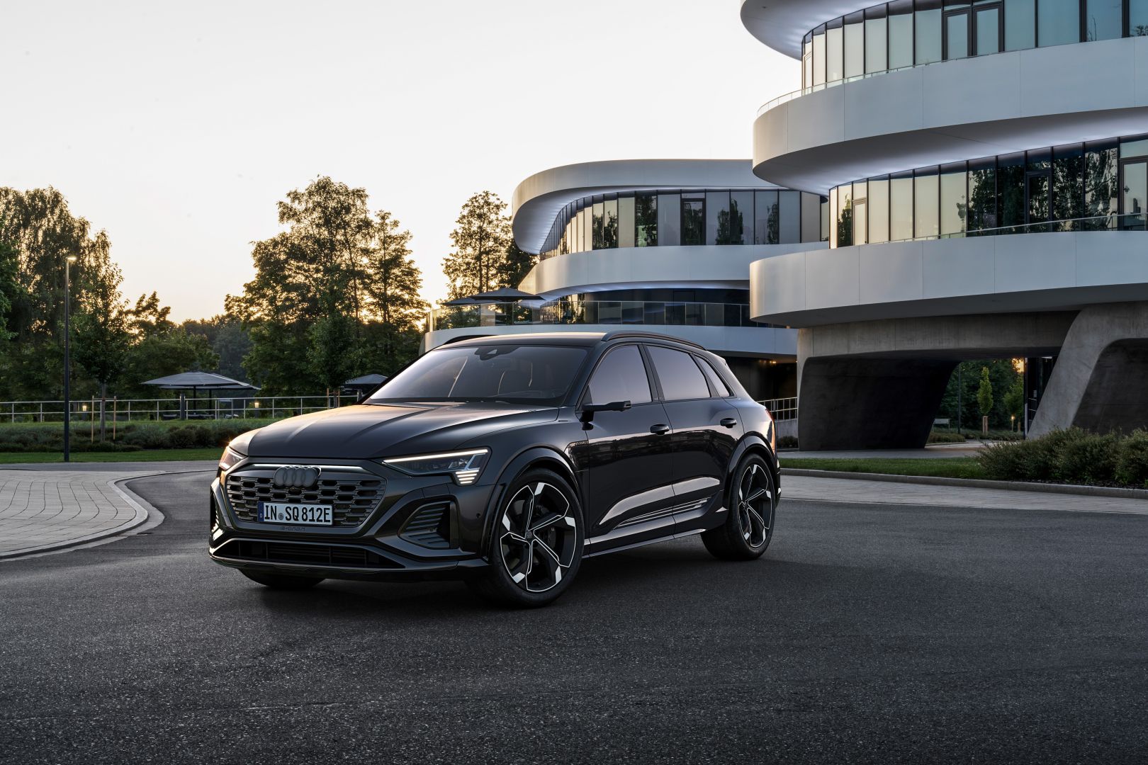 Audi Sq8 E-Tron photo 9