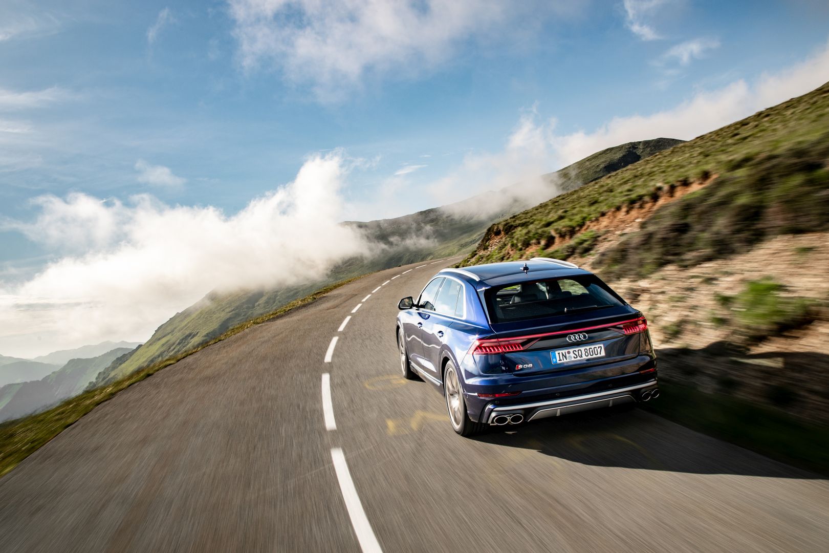 Audi Sq8 photo 29