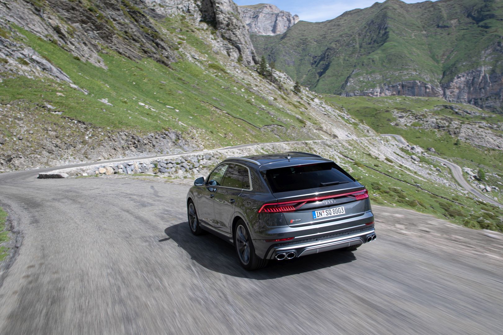 Audi Sq8 photo 33