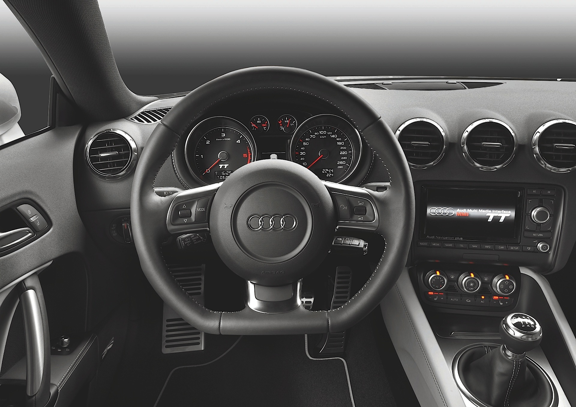 Audi Tt Coupe photo 35