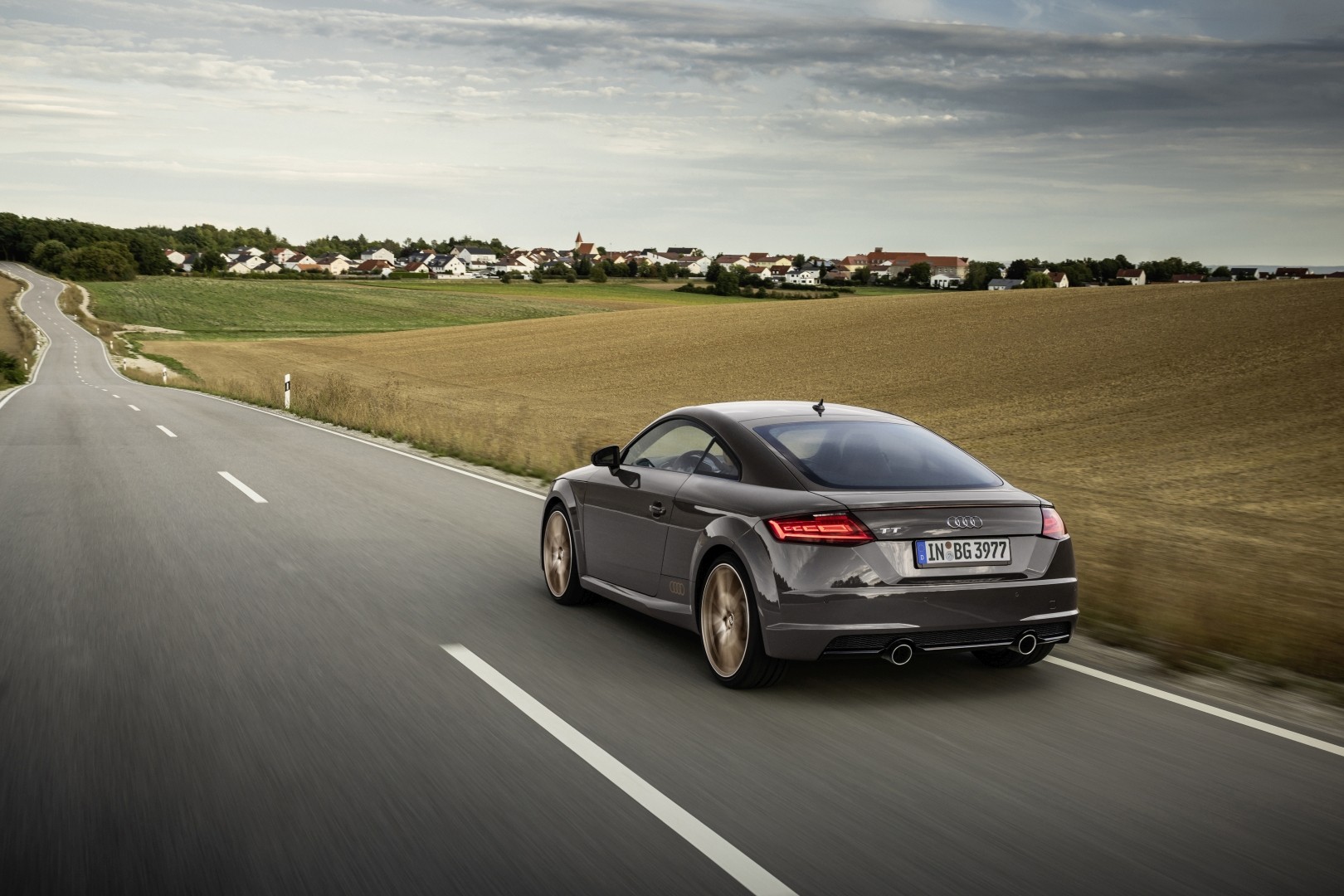 Audi Tt Coupe photo 9