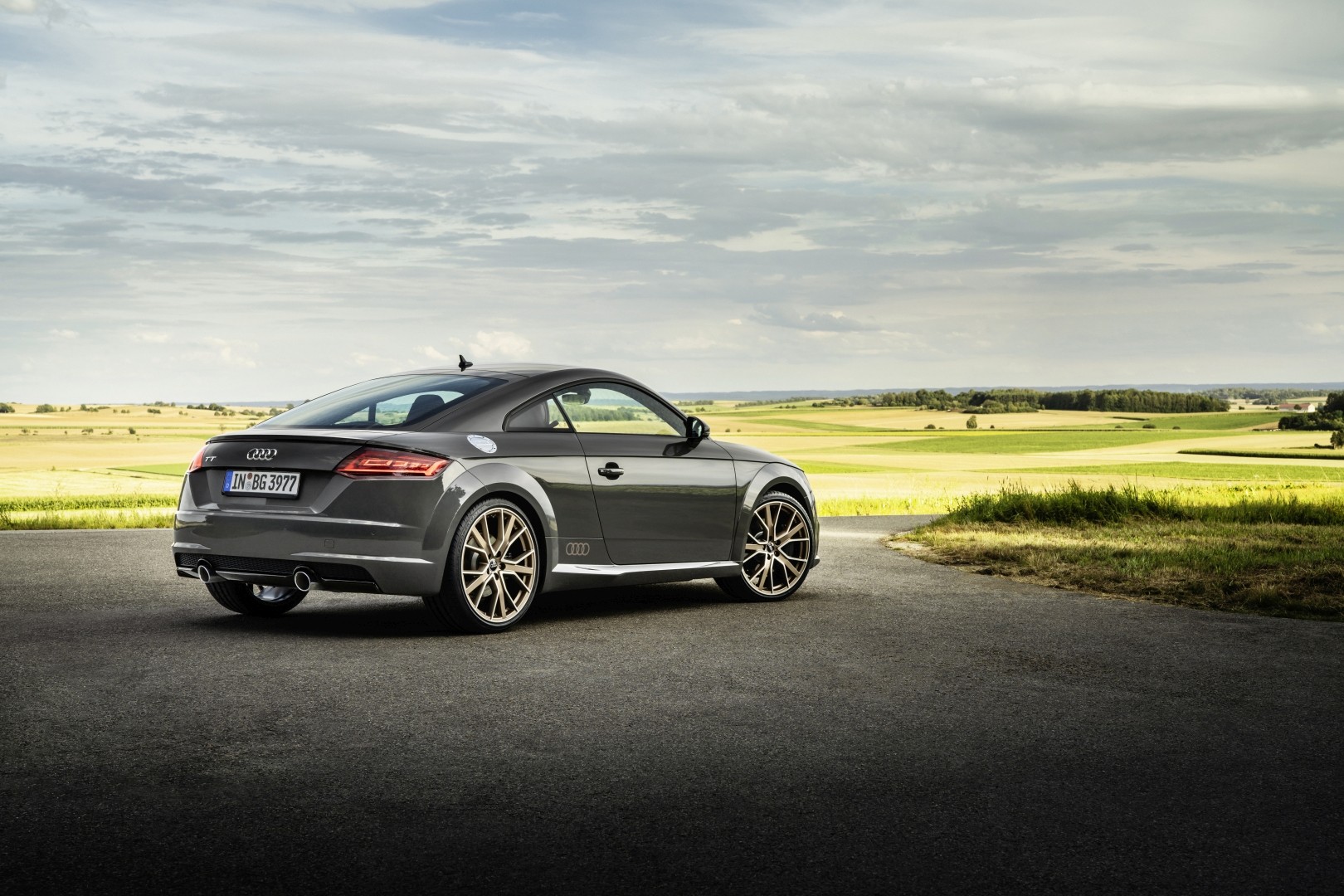 Audi Tt Coupe photo 11