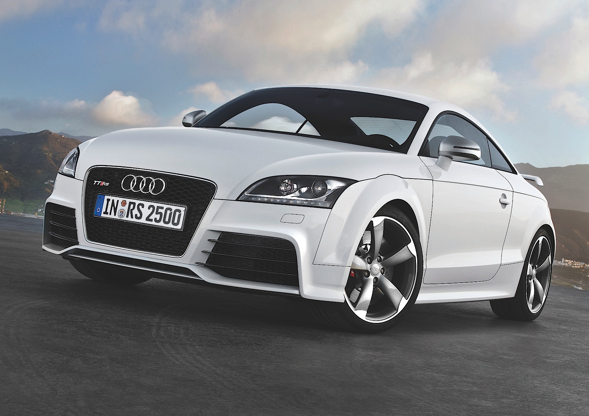 Audi Tt Rs Coupe photo 2