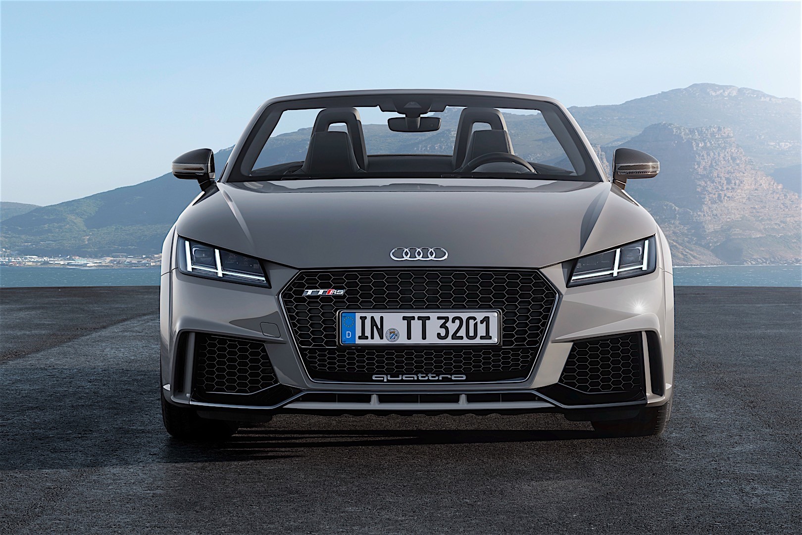 Audi Tt Rs Roadster photo 2