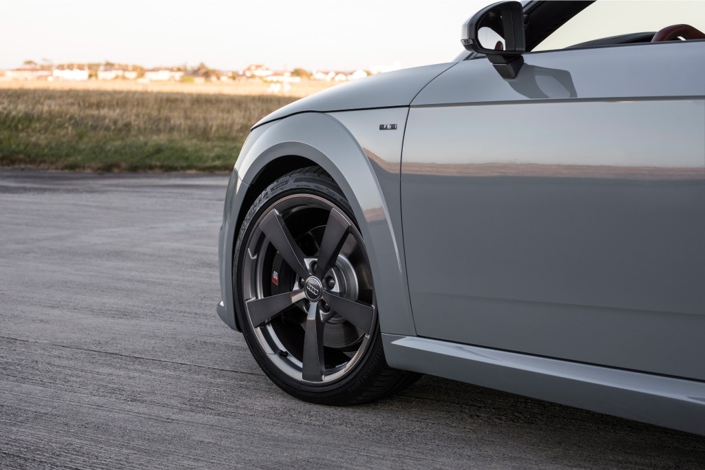 Audi Tt Rs Roadster photo 37