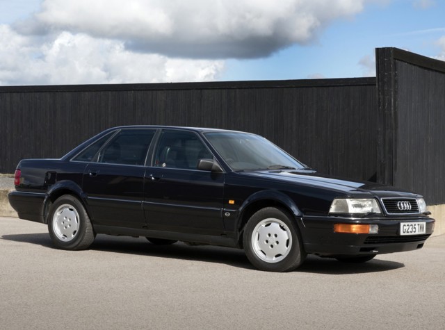 Audi V8 photo 18