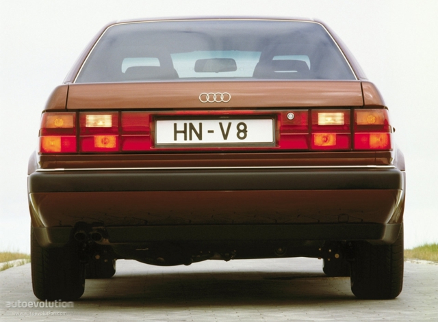 Audi V8 photo 6