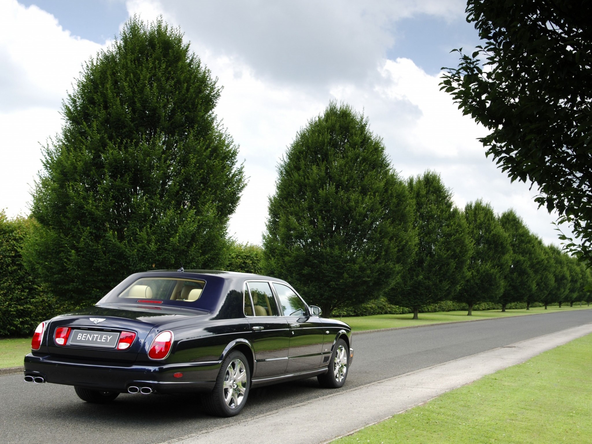 Bentley Arnage photo 6