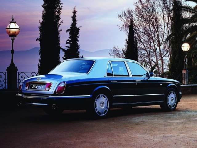 Bentley Arnage photo 14