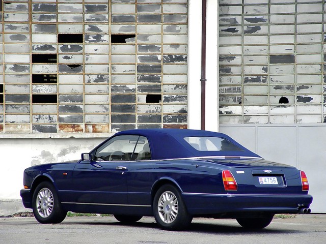 Bentley Azure photo 12