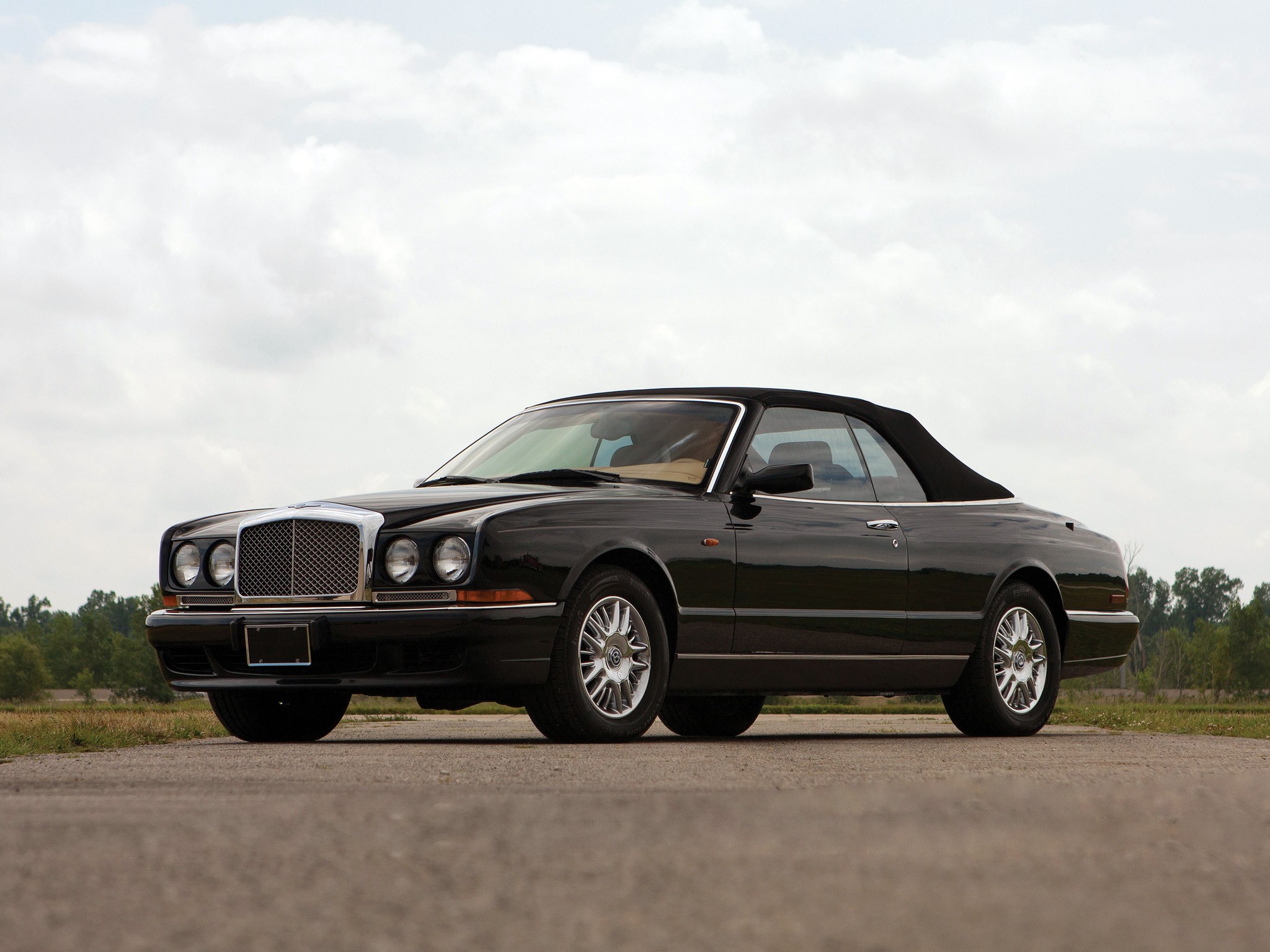Bentley Azure photo 22