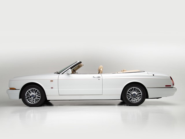 Bentley Azure photo 28
