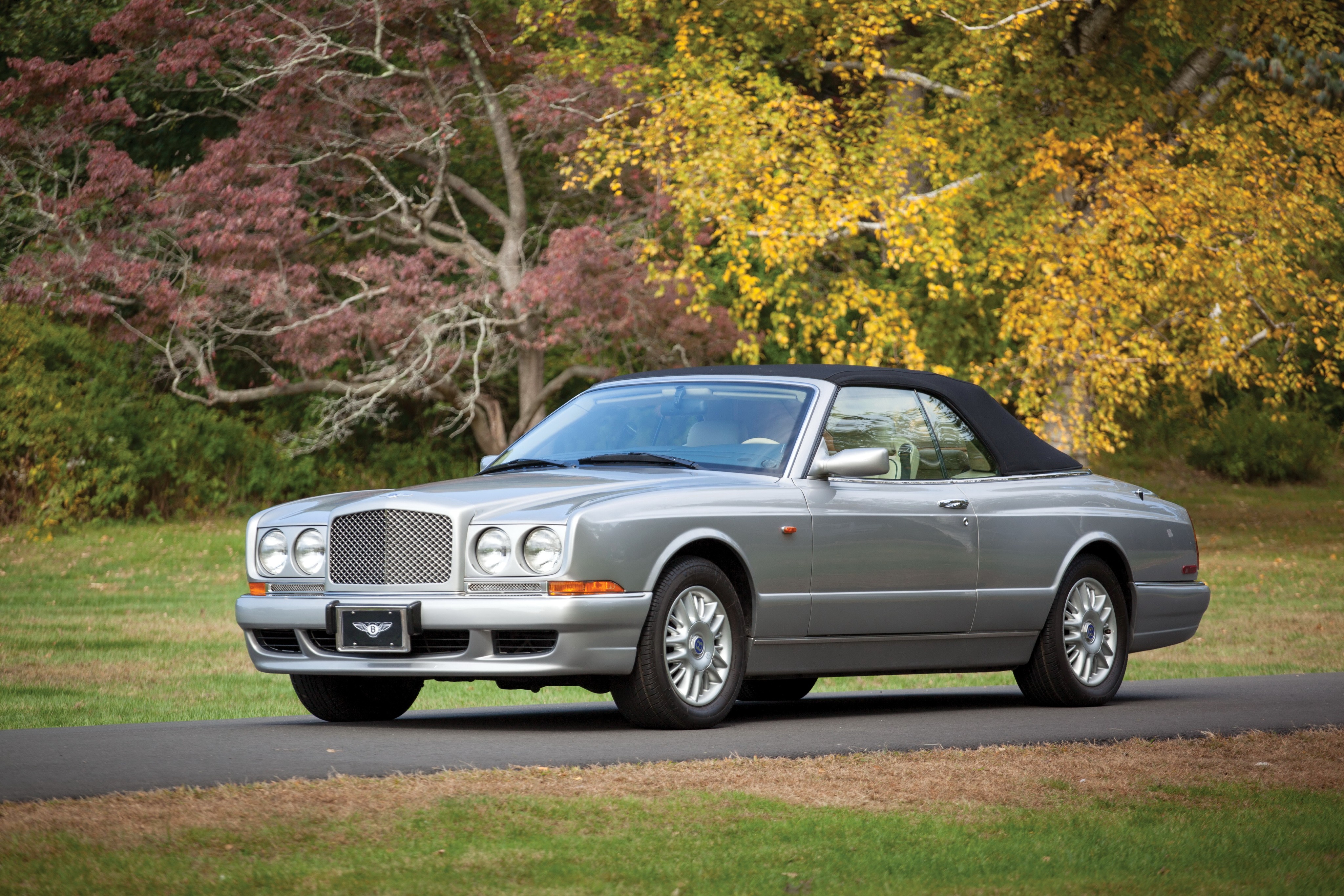 Bentley Azure photo 32