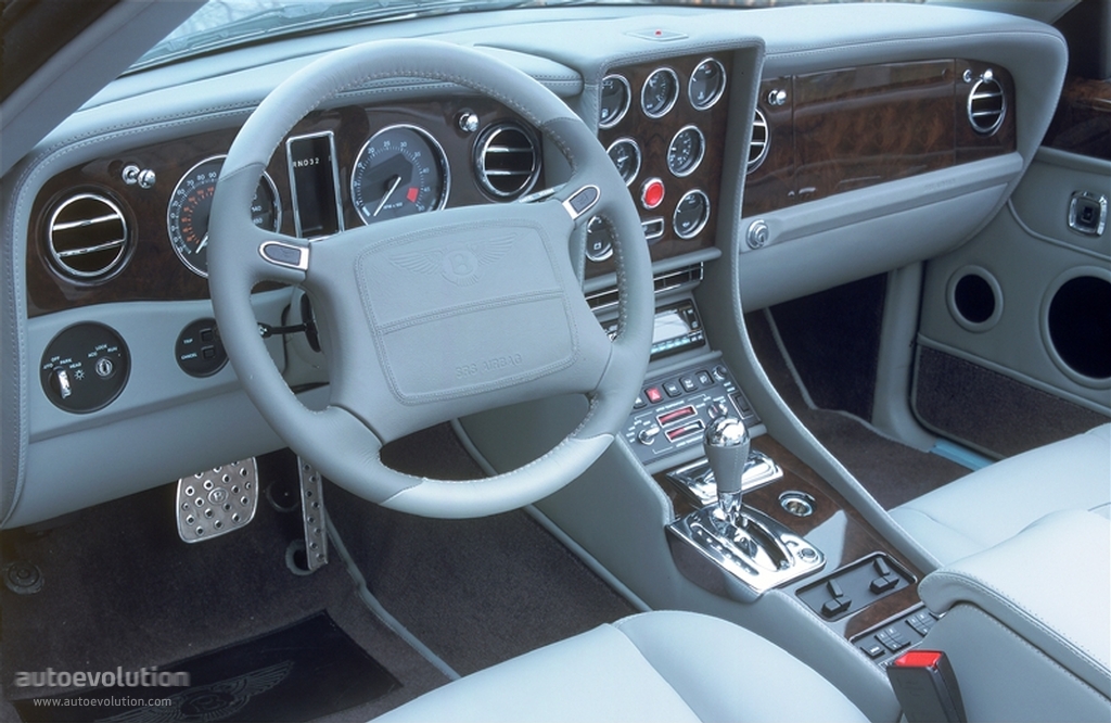 Bentley Azure photo 34