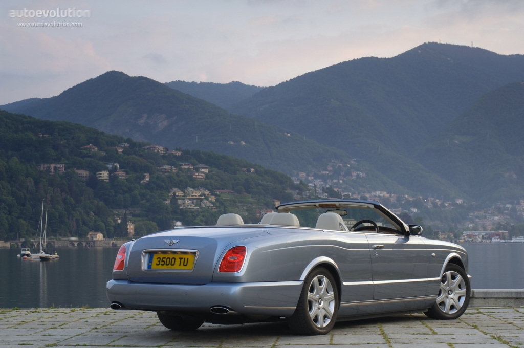 Bentley Azure photo 3