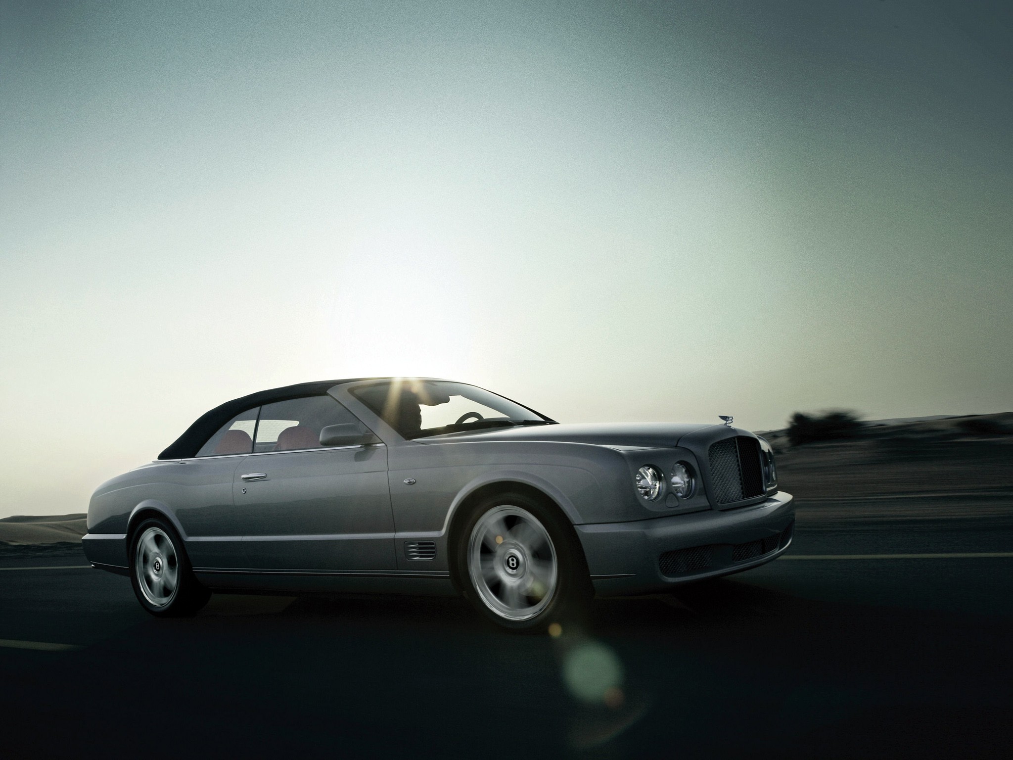 Bentley Azure photo 9