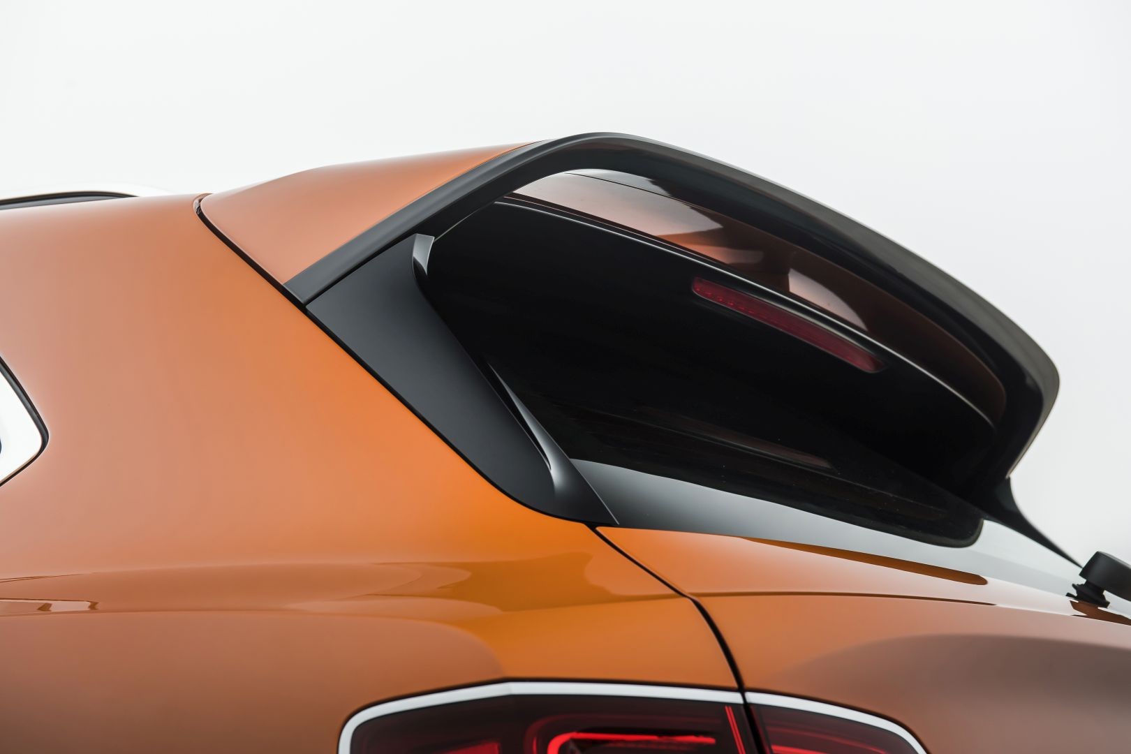 Bentley Bentayga Speed photo 5