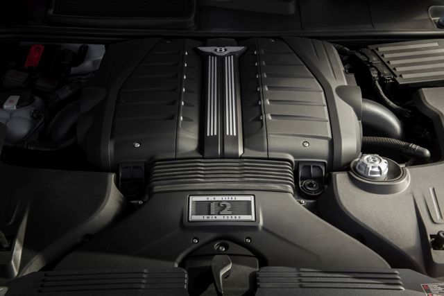 Bentley Bentayga Speed photo 24