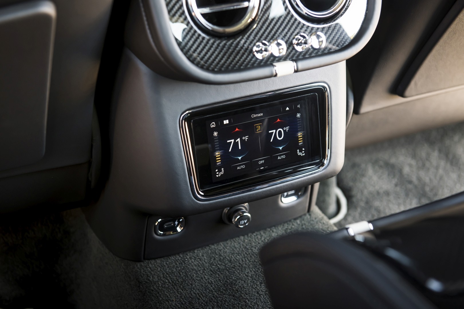 Bentley Bentayga Speed photo 26