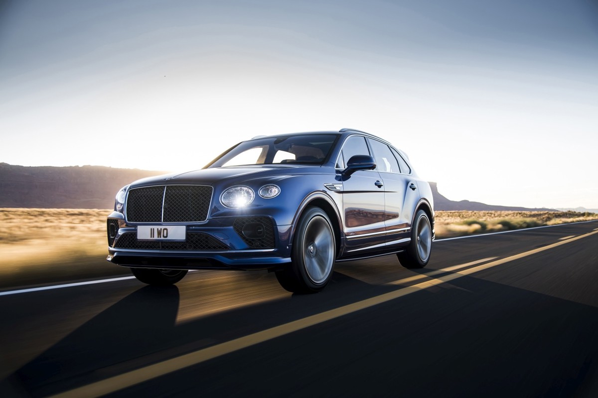 Bentley BENTLEY Bentayga 4.0L V8 8AT AWD (550 HP)