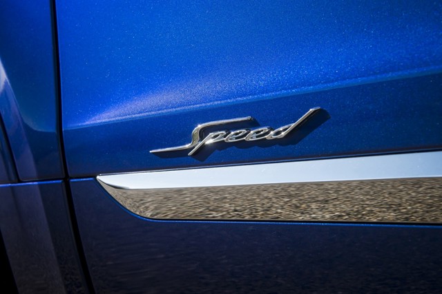 Bentley Bentayga Speed photo 3