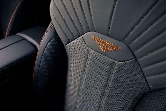 Bentley Bentayga Speed photo 30