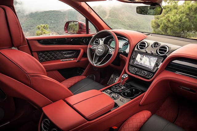 Bentley Bentayga foto 42