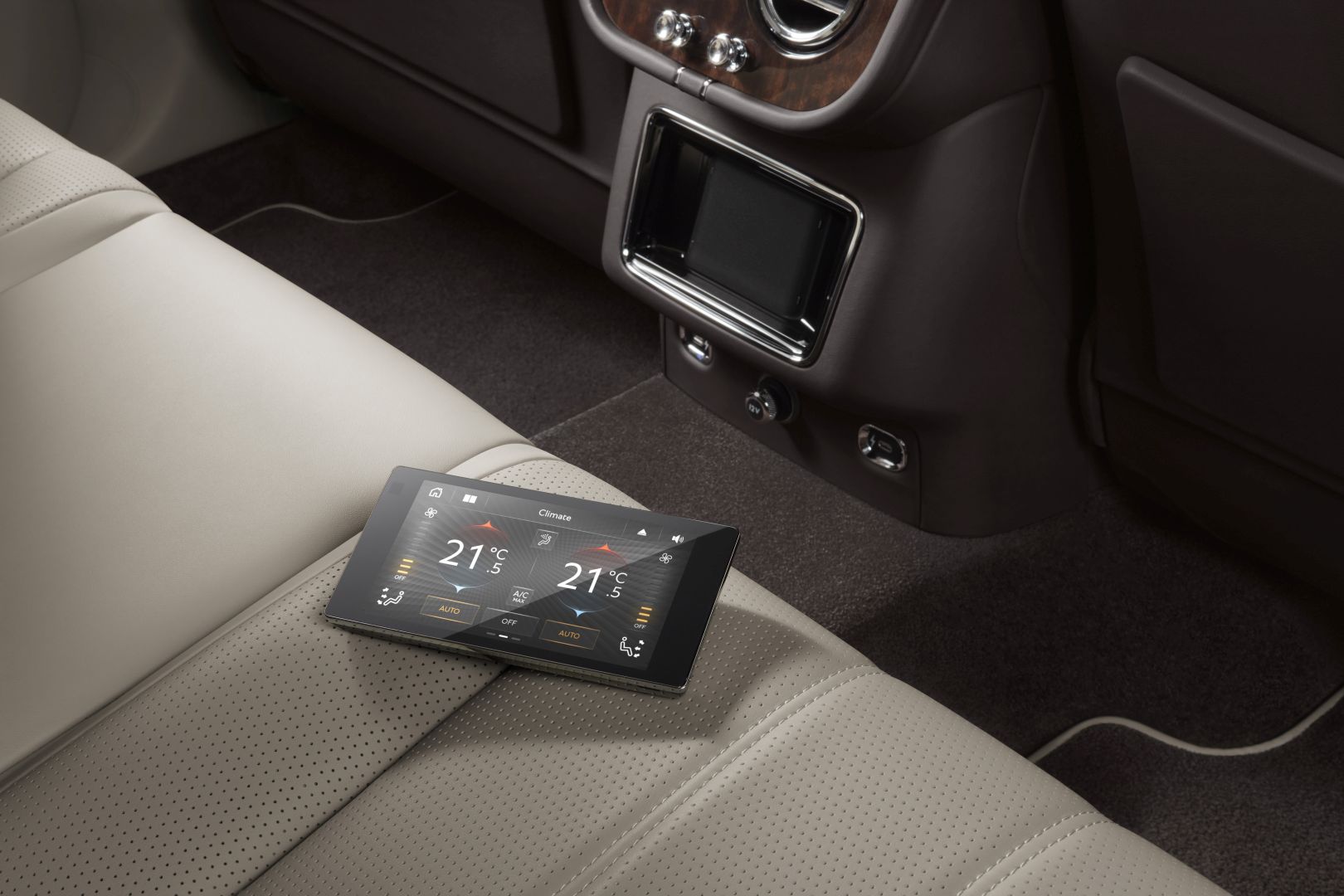 Bentley Bentayga photo 32