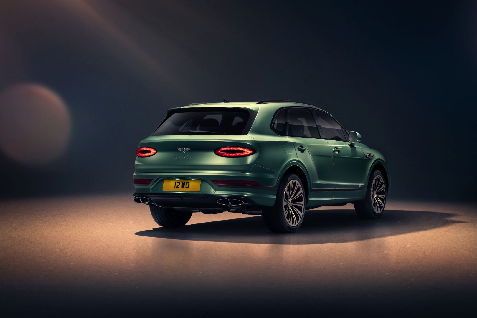 Bentley Bentayga photo 8
