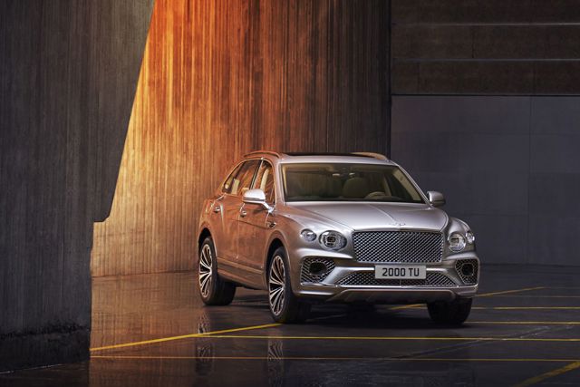 Bentley Bentayga photo 16