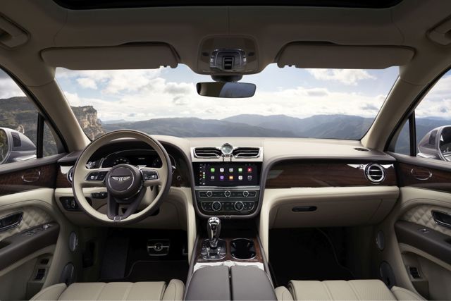Bentley Bentayga photo 26