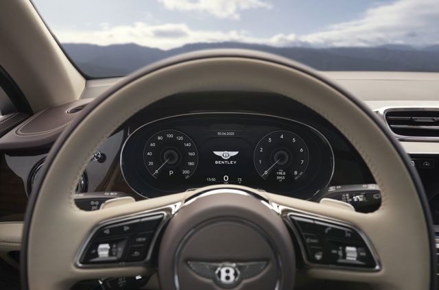 Bentley Bentayga photo 27