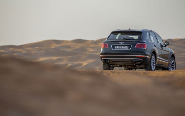 Bentley Bentayga Foto 32