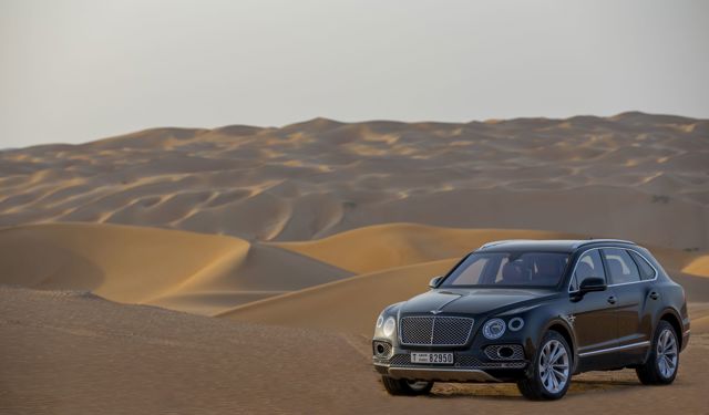 Bentley Bentayga Foto 33