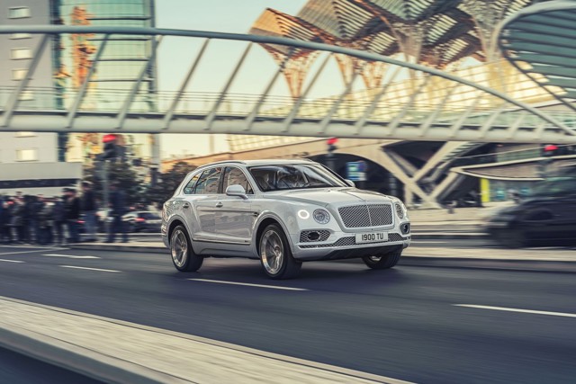 Bentley Bentayga Foto 34