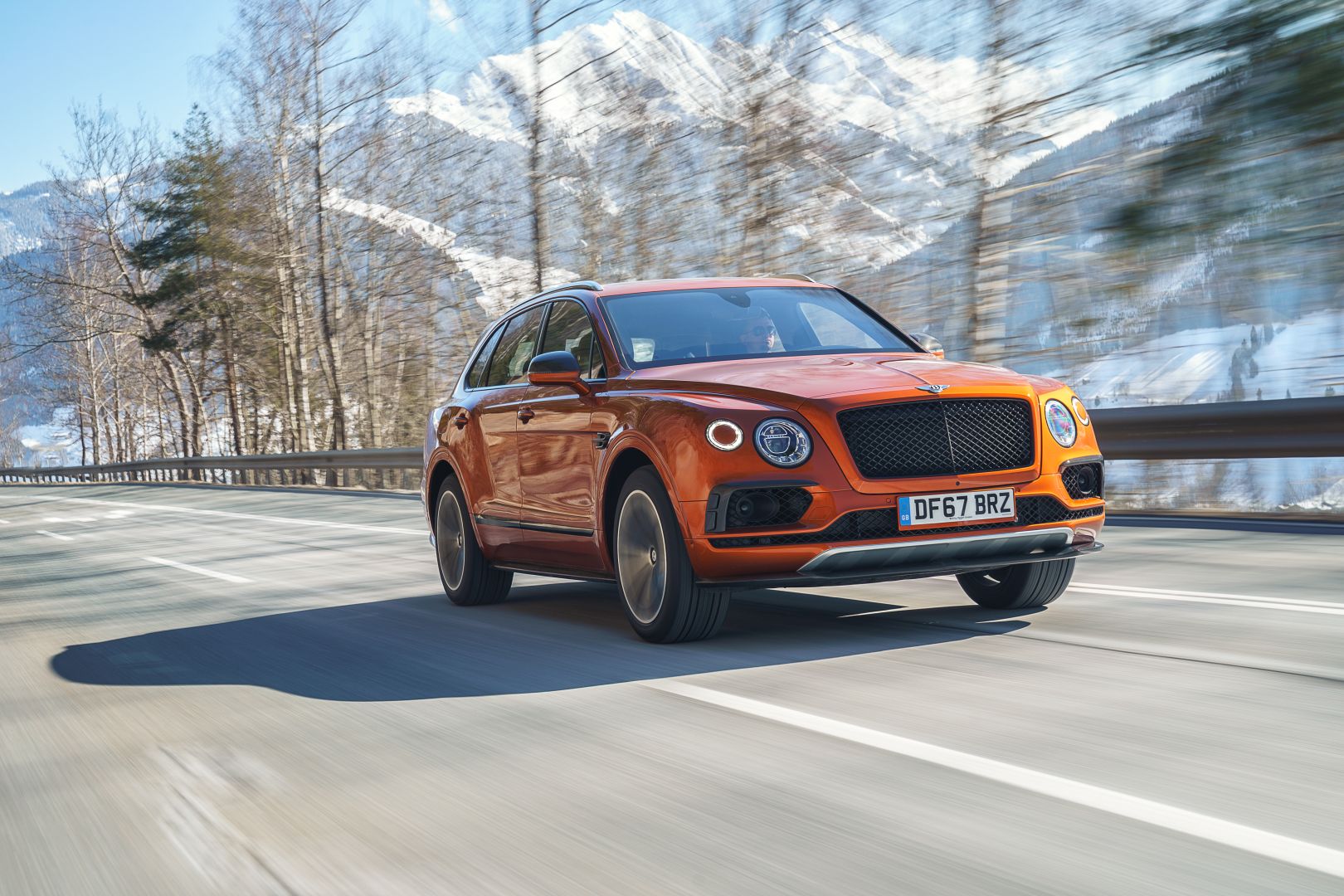 Bentley Bentayga photo 73